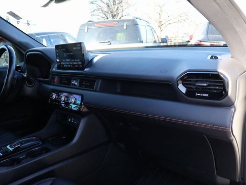 Certified 2024 Honda Pilot TrailSport image 9