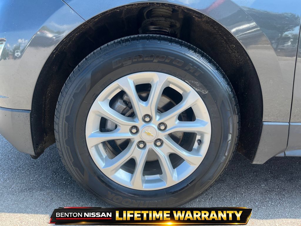 Used 2018 Chevrolet Equinox LT FWD image 6