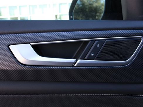 Certified 2025 Volkswagen Atlas Cross Sport SEL R-Line image 14