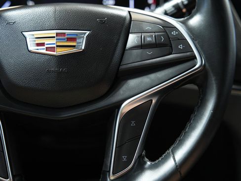 Used 2024 Cadillac XT5 Luxury w/ LPO, Floor Liner Package FWD image 42