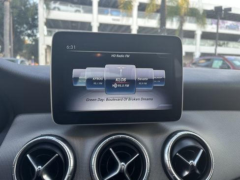 Used 2019 Mercedes-Benz CLA 250 CLA 250 image 12