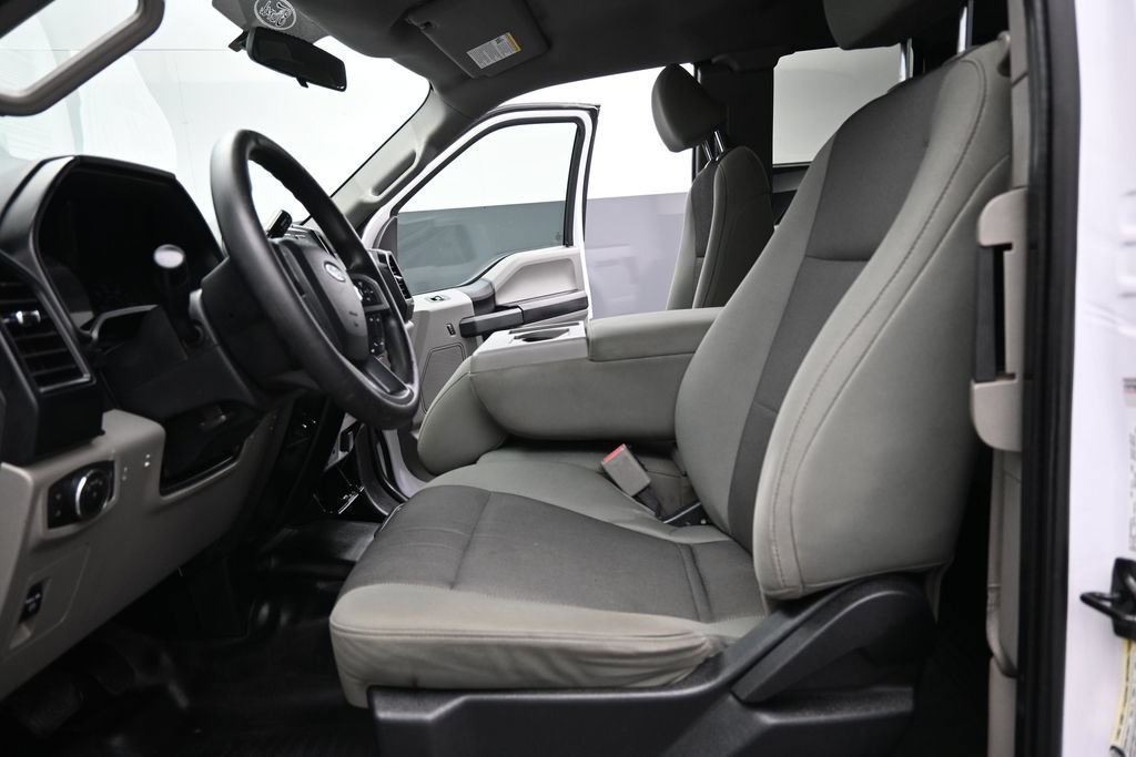 Used 2016 Ford F150 XL w/ Equipment Group 101A Mid AWD/4WD image 10