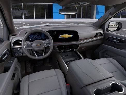 New 2026 Chevrolet Suburban LT w/ Comfort Package image 15