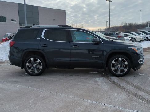 Used 2017 GMC Acadia SLT image 9