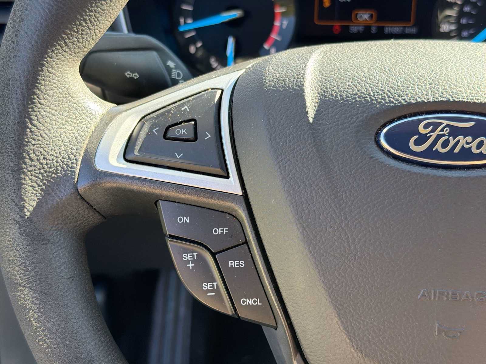 Used 2015 Ford Fusion SE FWD image 20