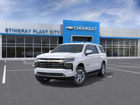 New 2026 Chevrolet Suburban LT w/ Comfort Package RWD image 8