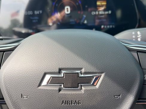 New 2026 Chevrolet Equinox RS w/ LPO, Floor Liner Package image 39