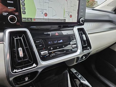 Used 2022 Kia Sorento SX Prestige image 39