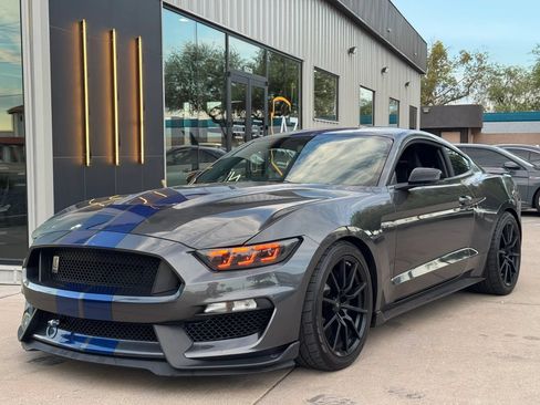 Used 2017 Ford Mustang Shelby GT350 w/ Electronics Package RWD image 2
