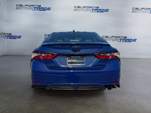 Used 2023 Toyota Camry SE image 6