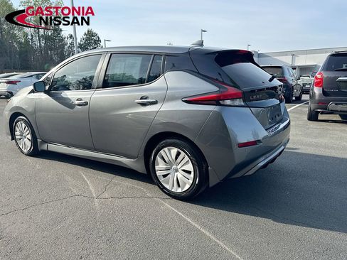 Used 2023 Nissan Leaf S image 6