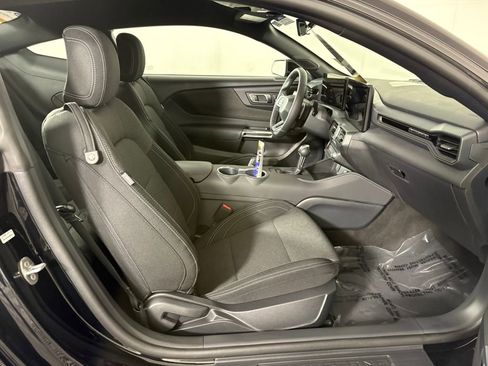 Certified 2026 Ford Mustang GT w/ GT Performance Package image 31