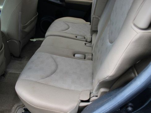 Used 2012 Toyota RAV4 4WD w/ Value Pkg image 9