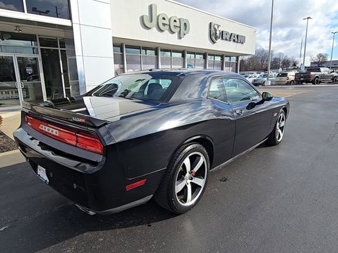 Used 2012 Dodge Challenger SRT8 w/ Premium Sound Group image 8