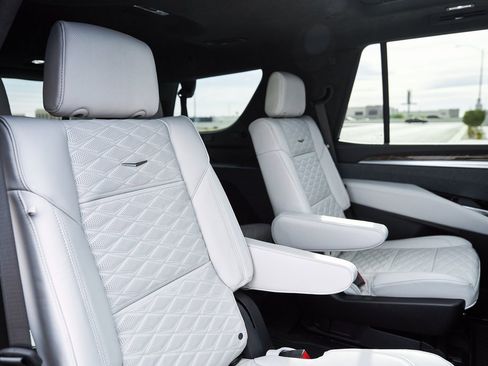 Used 2026 Cadillac Escalade Platinum Sport w/ LPO, Floor Liner Package image 44