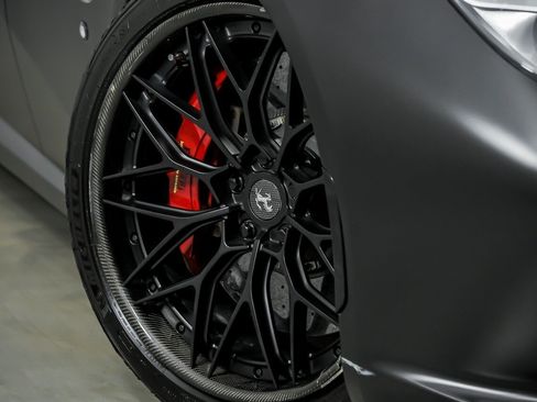 Used 2017 Ferrari GTC4Lusso AWD/4WD image 3