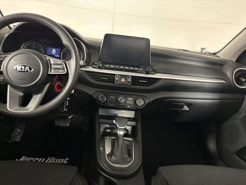 Used 2020 Kia Forte LXS image 22