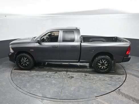 Used 2016 RAM 1500 Express image 41