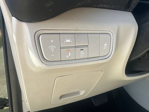 Used 2020 Kia Soul EX FWD image 17