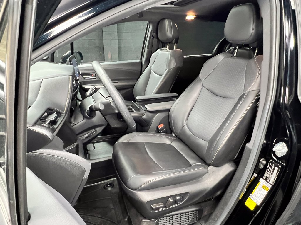 Used 2024 Toyota Sienna XLE Woodland Edition AWD/4WD image 7