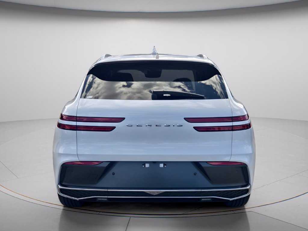 New 2027 Genesis GV70 2.5T Select AWD/4WD image 4