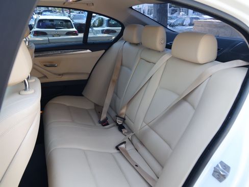 Used 2016 BMW 528i Sedan RWD image 36
