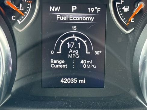 Used 2022 Jeep Wrangler Unlimited Willys image 18