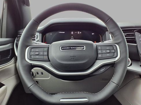 New 2026 Jeep Grand Wagoneer Limited AWD/4WD image 14