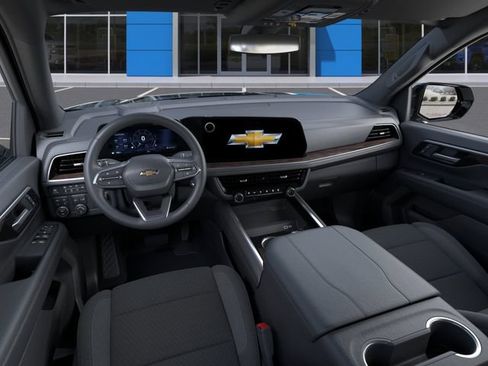 New 2026 Chevrolet Suburban LS w/ Max Trailering Package AWD/4WD image 16