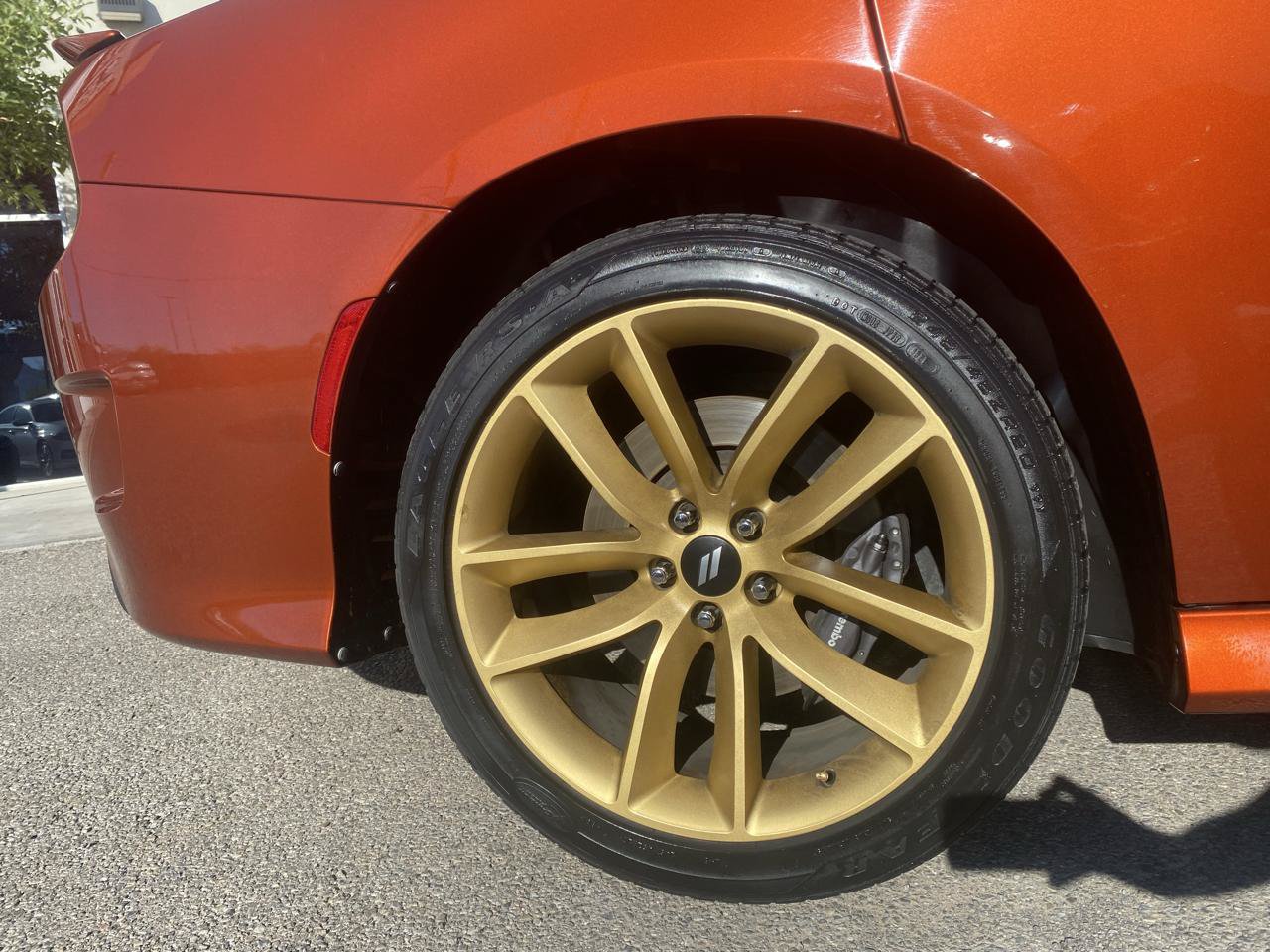 Used 2021 Dodge Charger R/T w/ Plus Group RWD image 4
