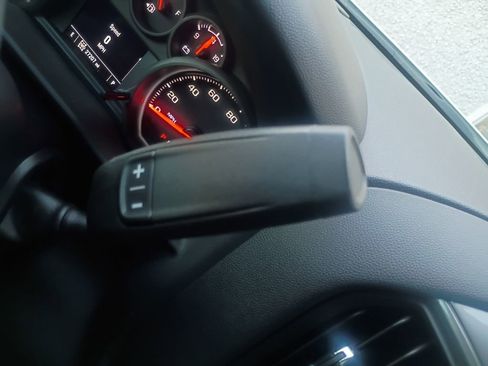 Used 2024 Chevrolet Silverado 1500 Custom image 25