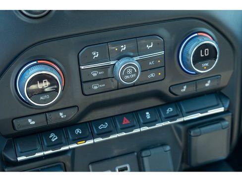 Used 2022 Chevrolet Silverado 1500 RST AWD/4WD image 28