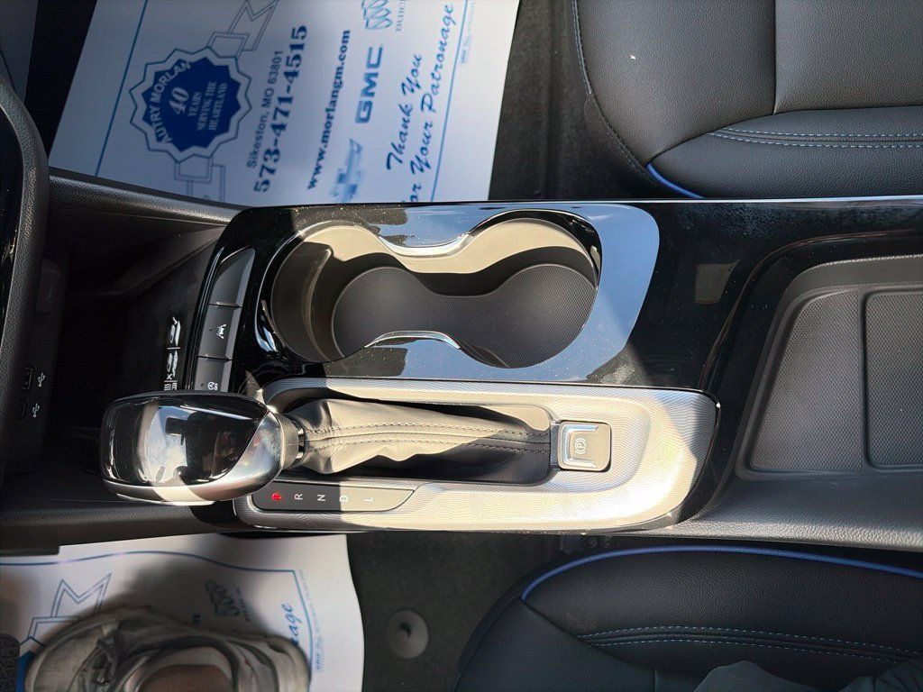 New 2026 Buick Envista Sport Touring w/ Convenience I Package FWD image 24