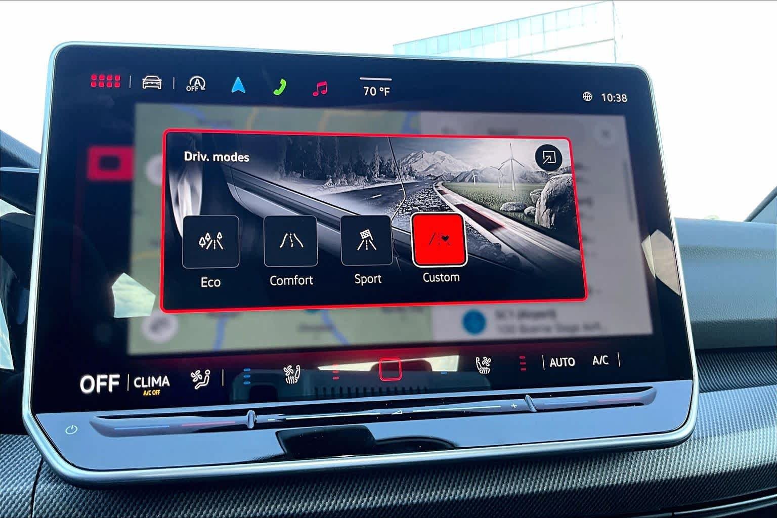 New 2026 Volkswagen GTI SE FWD image 19