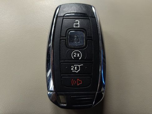 Used 2019 Lincoln MKC Reserve w/ MKC Technology Package image 32