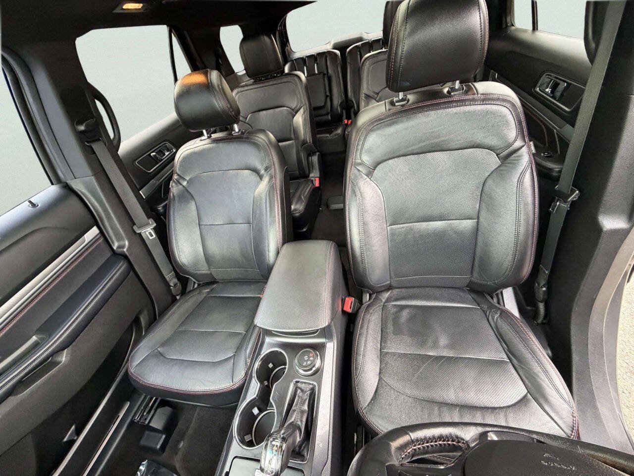Used 2017 Ford Explorer Sport w/ Equipment Group 401A AWD/4WD image 21