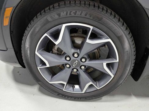 Used 2021 Chevrolet Blazer RS w/ Enhanced Convenience Package image 3