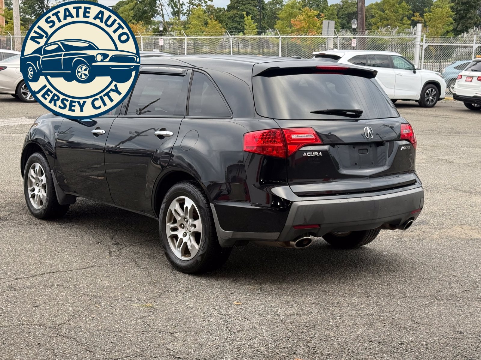 Used 2008 Acura MDX w/ Tech & Entertainment Pkg AWD/4WD image 3