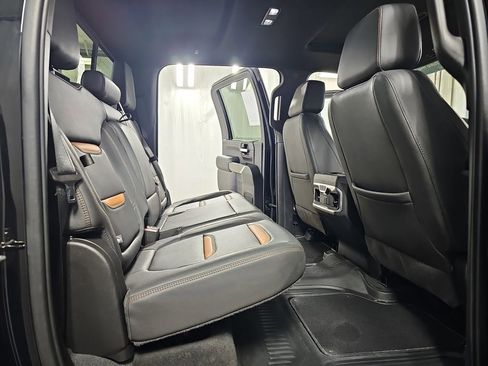 Certified 2022 GMC Sierra 2500 AT4 w/ AT4 Preferred Package image 14