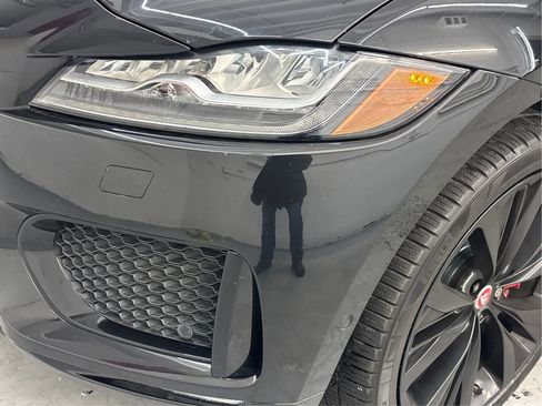 Used 2020 Jaguar F-PACE S image 34