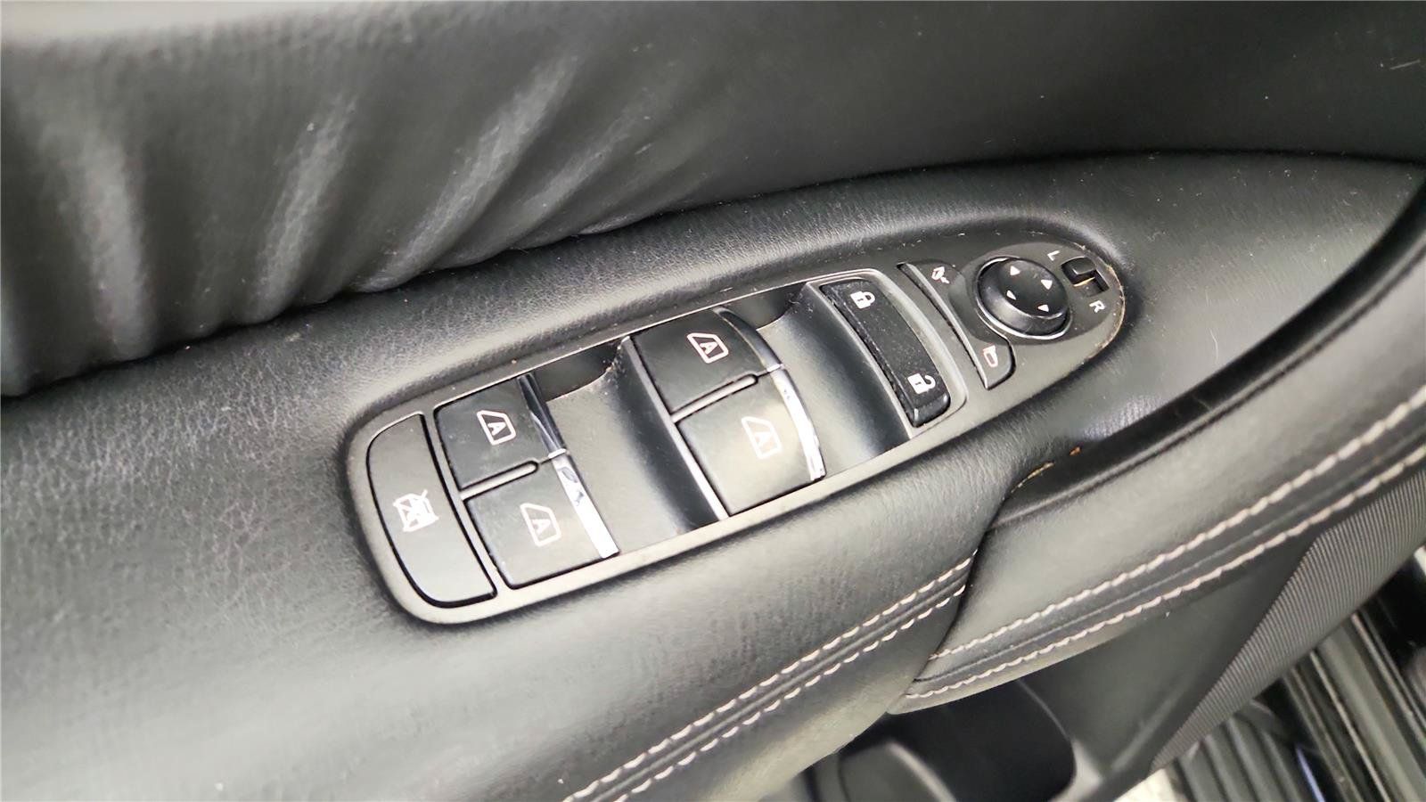 Used 2019 Nissan Armada SL w/ Premium Package AWD/4WD image 23