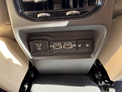 Used 2024 Jeep Grand Cherokee Limited AWD/4WD image 15