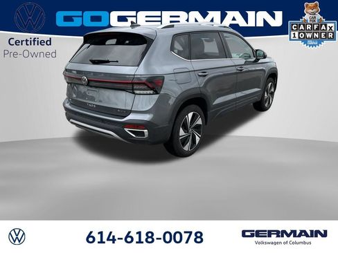 Used 2025 Volkswagen Taos SE w/ Panoramic Sunroof Package AWD/4WD image 8
