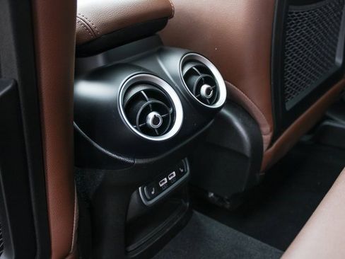 Used 2024 Alfa Romeo Stelvio Ti image 36