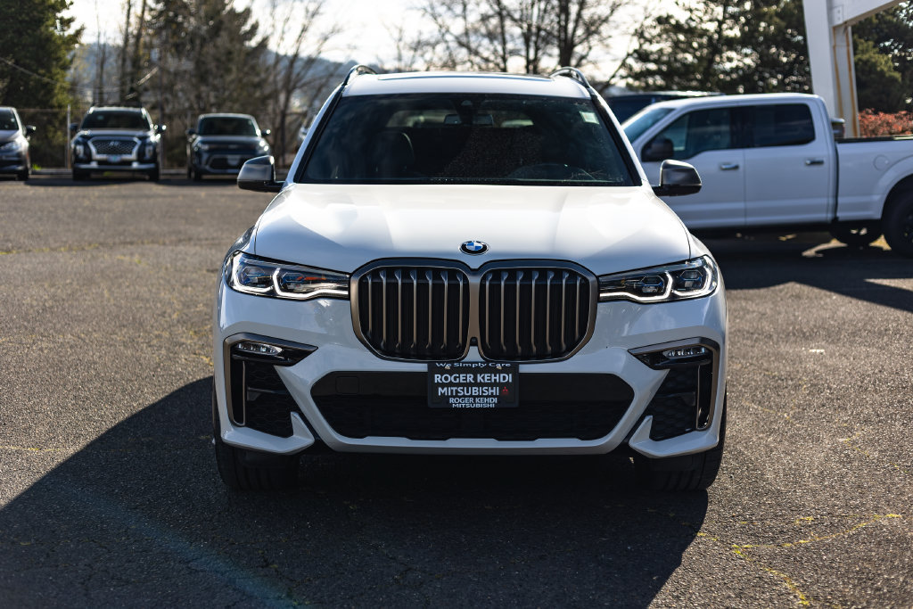 Used 2022 BMW X7 M50i AWD/4WD image 6