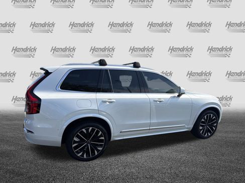 Used 2025 Volvo XC90 B5 Plus w/ Protection Package Premier AWD/4WD image 11
