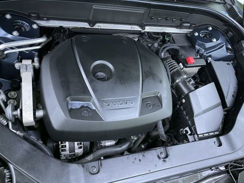 Used 2018 Volvo XC60 T6 Inscription w/ Vision Package image 31