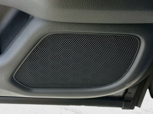 Certified 2025 Honda Pilot Touring image 22