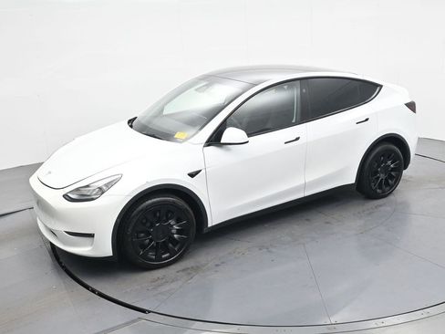 Used 2023 Tesla Model Y Long Range AWD/4WD image 16
