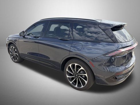 Used 2024 Lincoln Nautilus Black Label AWD/4WD image 3